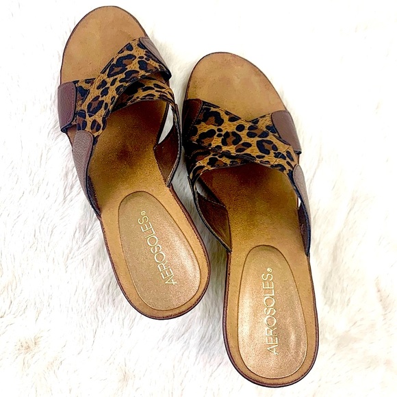 Aerosoles leather cheetah cross strap heel/sandal - Picture 1 of 10